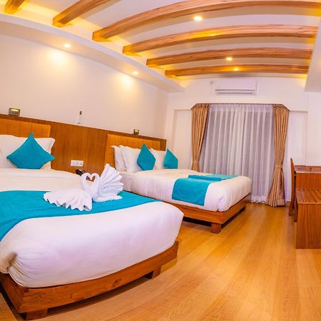 Pokhara Alpine And Springs Hotell Eksteriør bilde