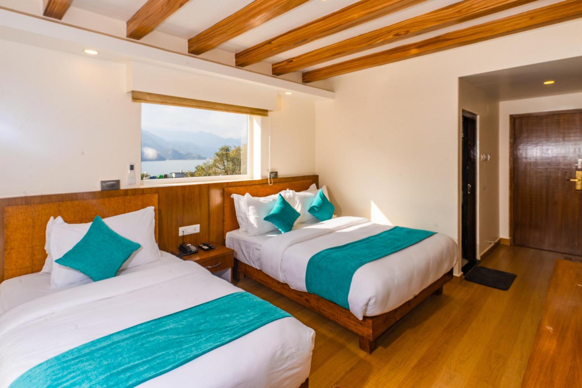 Pokhara Alpine And Springs Hotell Eksteriør bilde