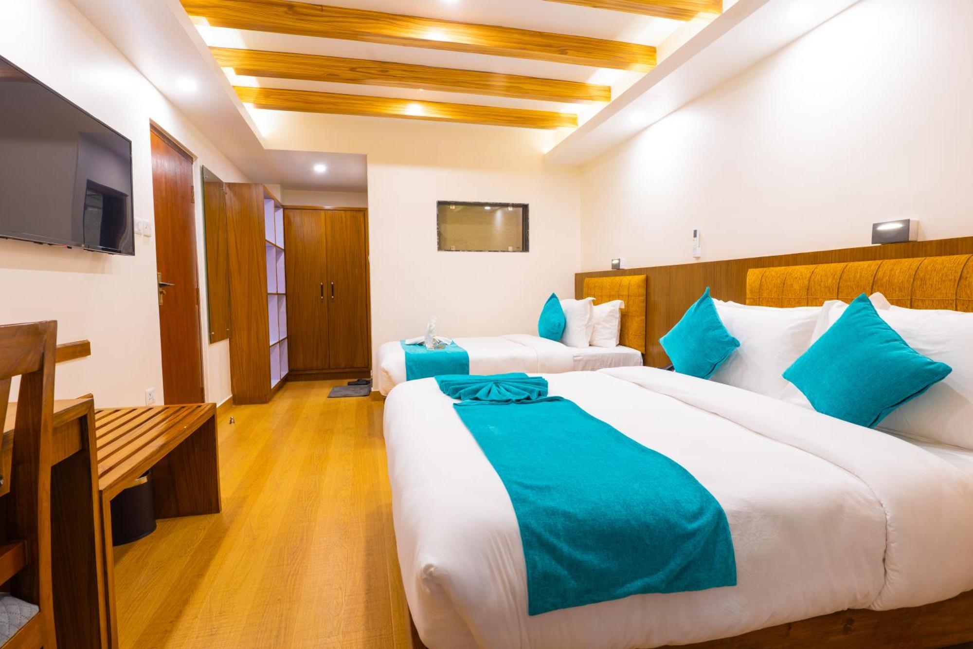 Pokhara Alpine And Springs Hotell Eksteriør bilde