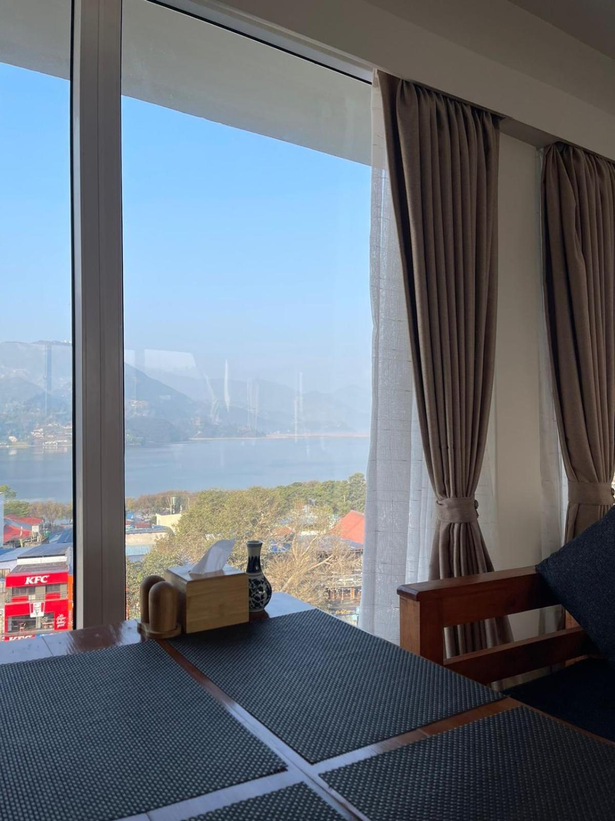 Pokhara Alpine And Springs Hotell Eksteriør bilde